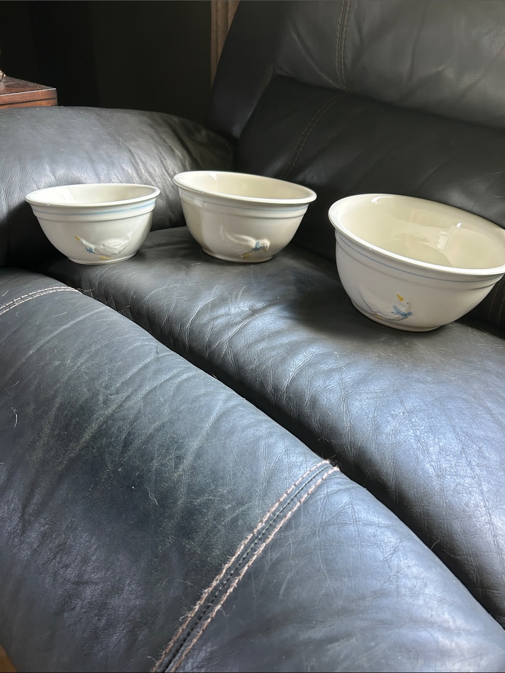 Cream Ceramic Nesting Mixing Bowls with Blue Accent - Set of 3